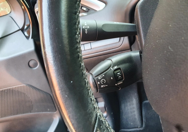Peugeot 208 cena 24900 przebieg: 146393, rok produkcji 2014 z Mława małe 254
